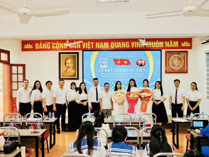 TỪ ĐOÀN VIÊN, HỌC SINH ƯU TÚ ĐẾN ĐẢNG VIÊN TRẺ