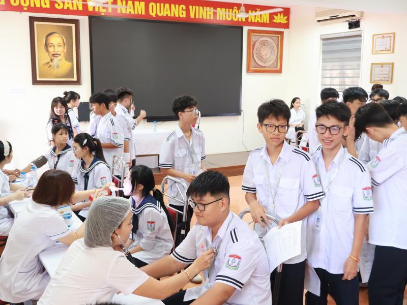 CHỦ ĐỘNG CHĂM LO SỨC KHỎE – VỮNG VÀNG CHO HÀNH TRÌNH MỚI