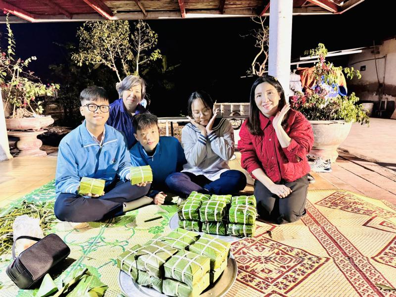 KHI TẾT ĐẾN TỪ NHỮNG ĐIỀU GIẢN DỊ NHẤT 